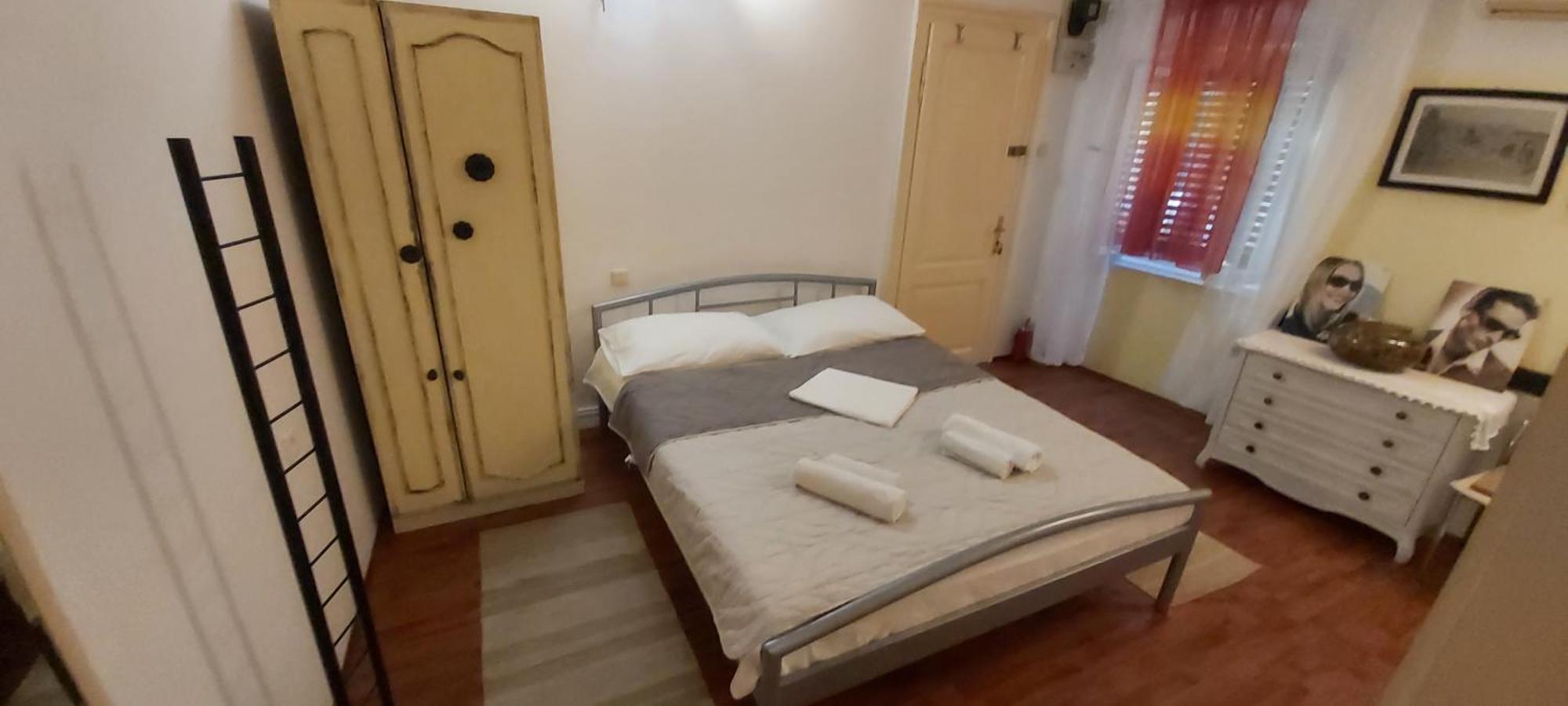 Down Town Apartment Сплит Екстериор снимка